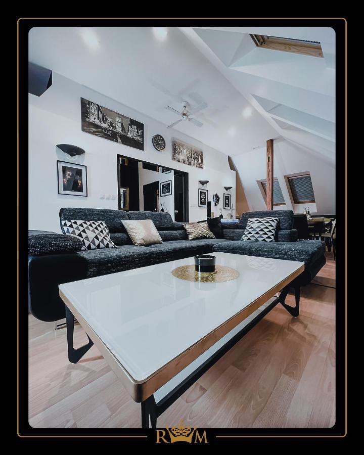 Rm Luxury Apartment In Prague • 6 People • Free Parking • Pets Exteriér fotografie