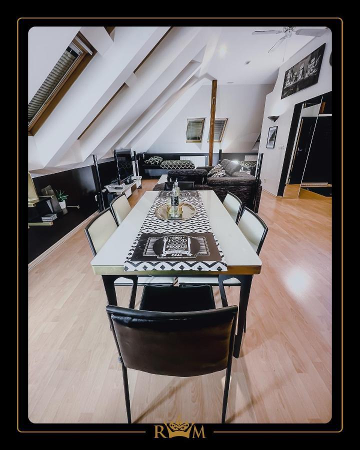 Rm Luxury Apartment In Prague • 6 People • Free Parking • Pets Exteriér fotografie