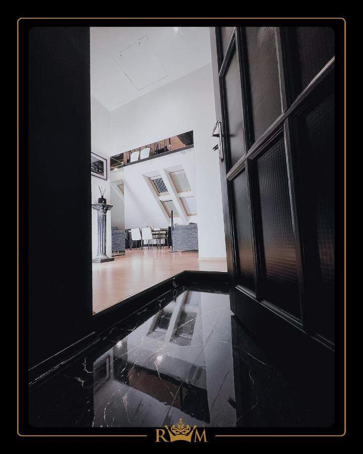 Rm Luxury Apartment In Prague • 6 People • Free Parking • Pets Exteriér fotografie