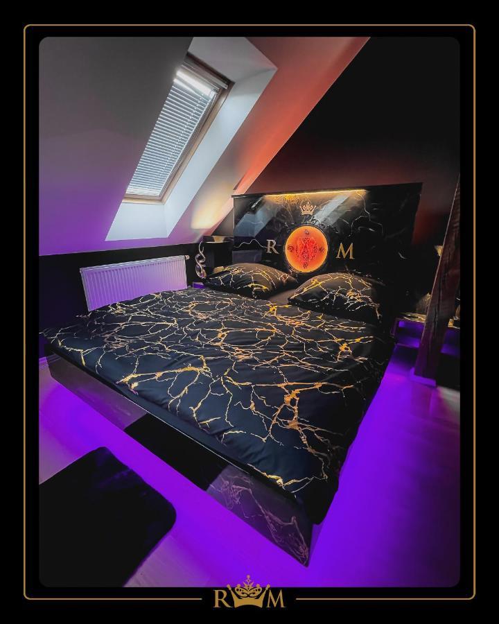 Rm Luxury Apartment In Prague • 6 People • Free Parking • Pets Exteriér fotografie