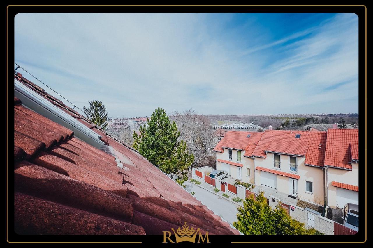 Rm Luxury Apartment In Prague • 6 People • Free Parking • Pets Exteriér fotografie